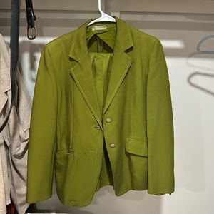 Vintage two-piece MaxMara pant suit, most gorgeous olive green